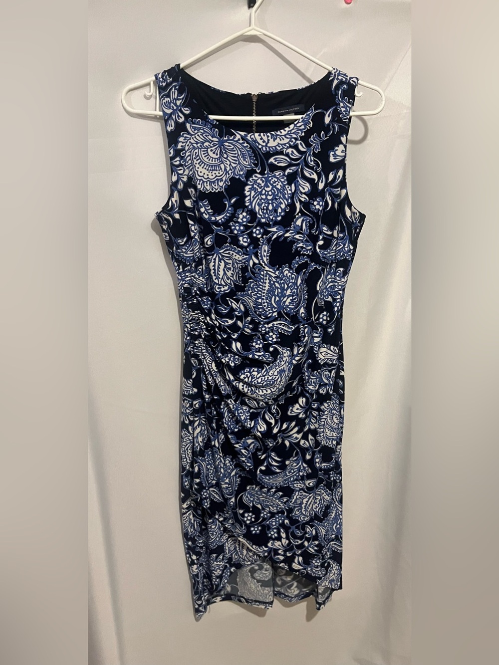 Tommy Hilfiger Paisley Dress Blue & White Size 4 Like New
